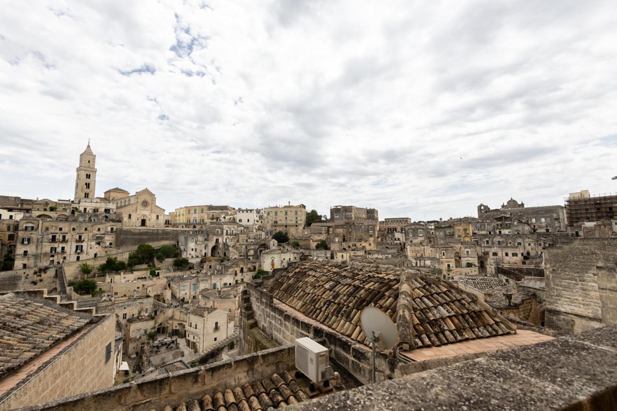 Antica Dimora Storica La Finestra Sul Campanile Villa มาเตรา ภายนอก รูปภาพ