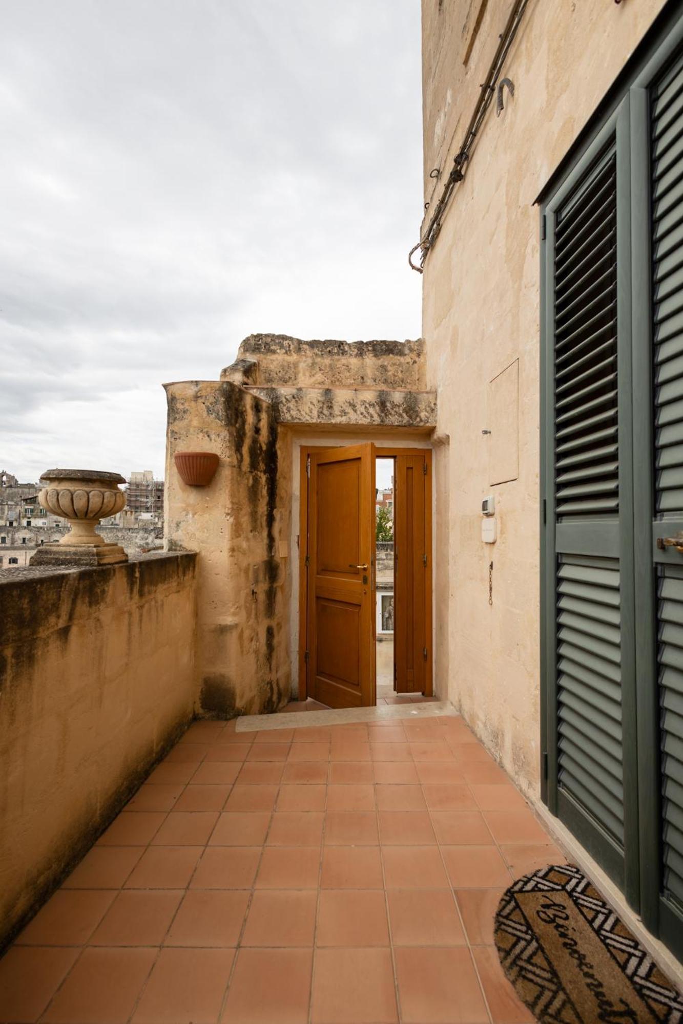 Antica Dimora Storica La Finestra Sul Campanile Villa มาเตรา ภายนอก รูปภาพ