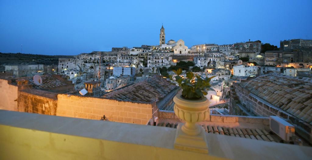 Antica Dimora Storica La Finestra Sul Campanile Villa มาเตรา ภายนอก รูปภาพ