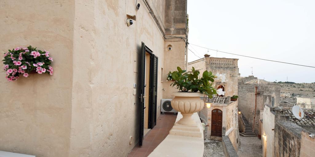 Antica Dimora Storica La Finestra Sul Campanile Villa มาเตรา ภายนอก รูปภาพ